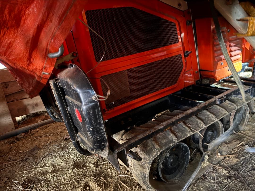 クボタハーベスター脱穀機になります。その他ヤンマーモア付き出品予定