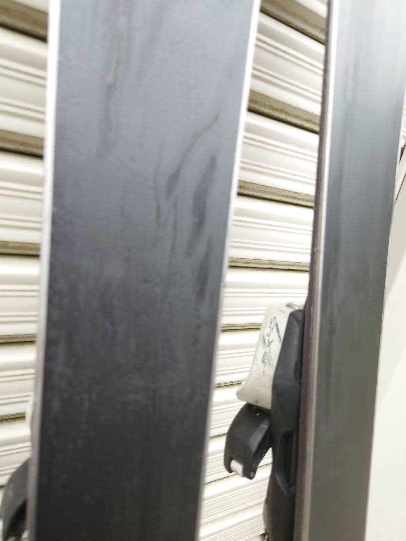 子ども　ジュニア　スキー板　HEAD　107cm 可動式　　ストック付き