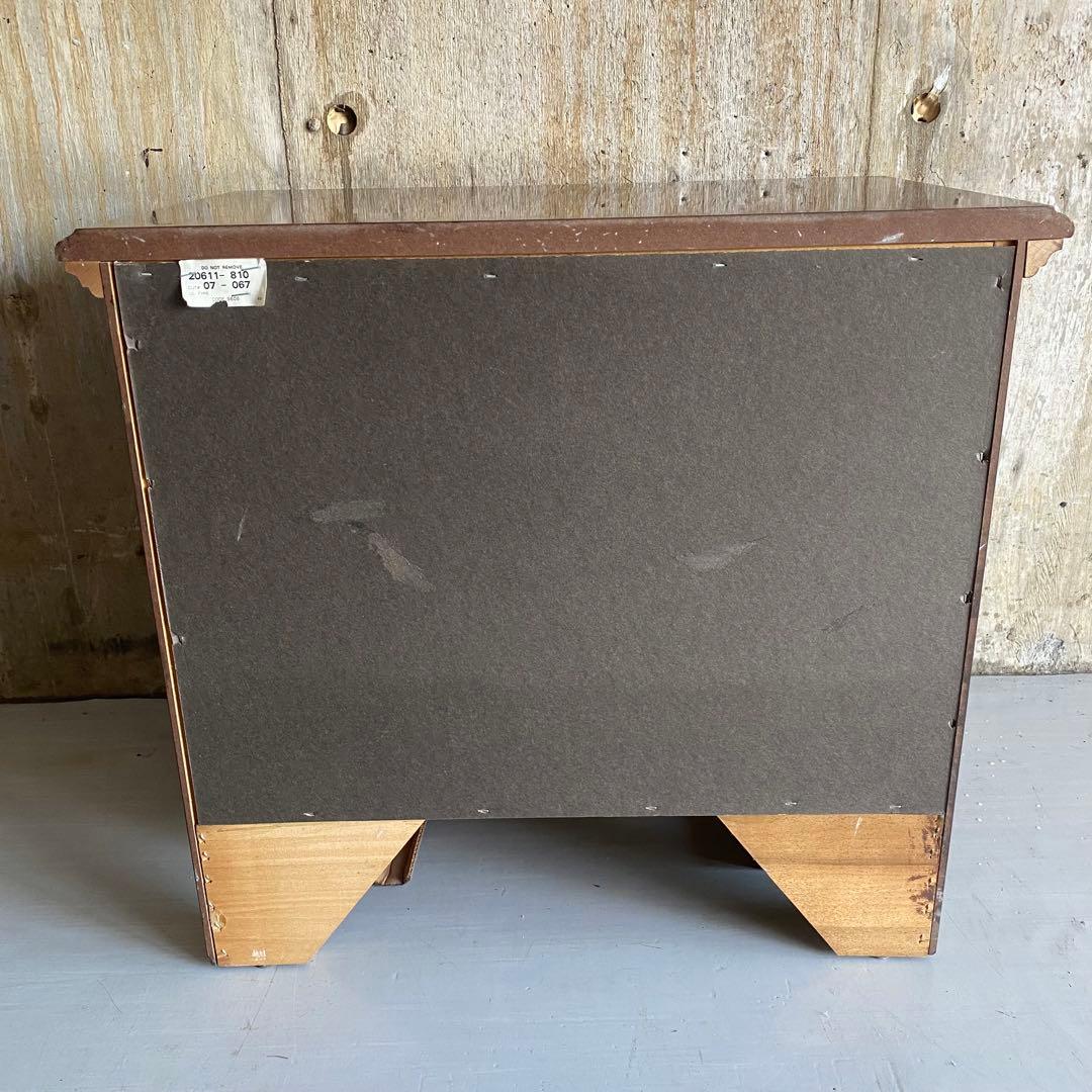 Thomasville ナイトテーブル　サイドテーブル　アメリカ　ヴィンテージ