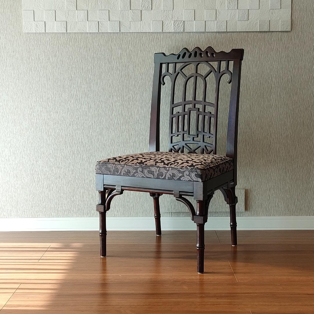 シノワズリ　ヴィンテージチェア　透かし彫り　リビングチェア①