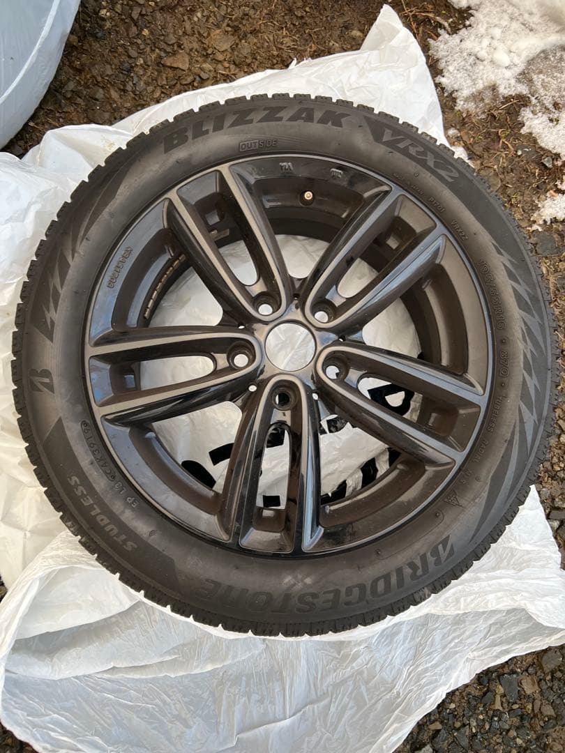ミニクーパーF56 スタッドレスタイヤ　ホイル付き