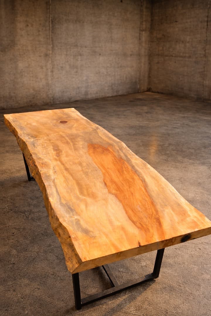 （爆安）栃　一枚板　ダイニングテーブル　脚込み