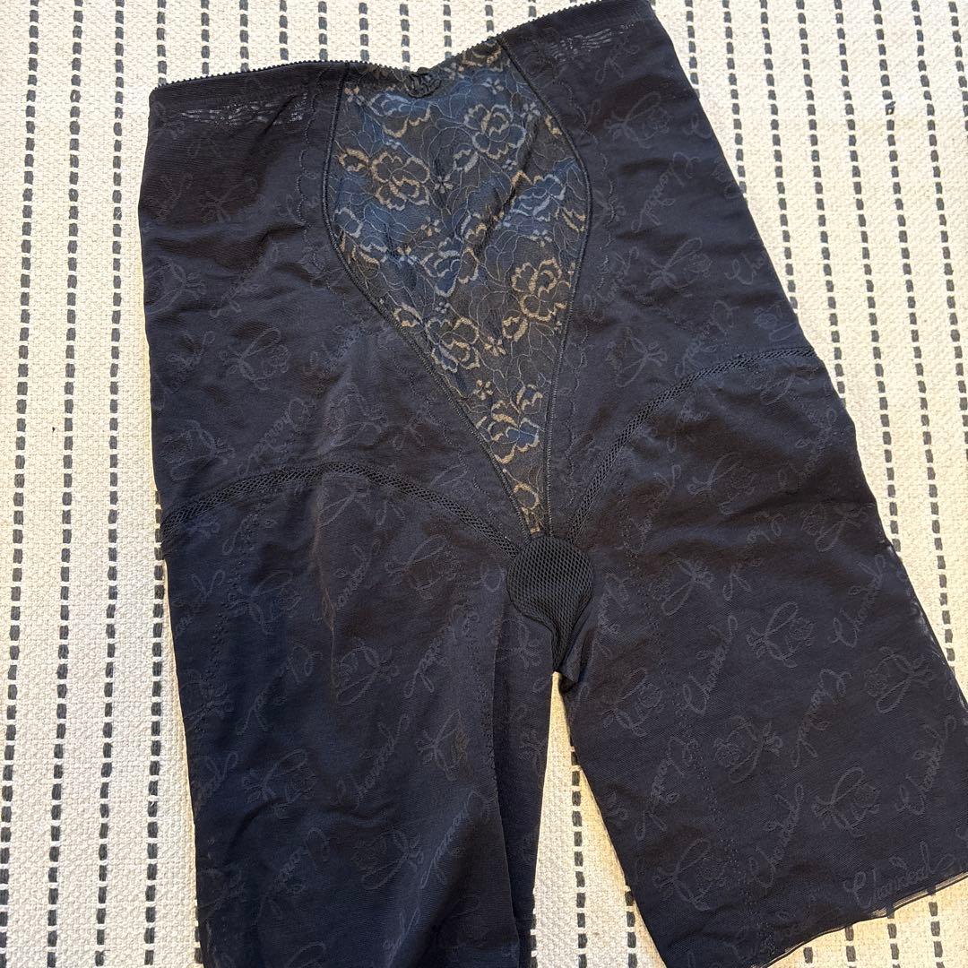 シャンデール、ガードル ブラック 76