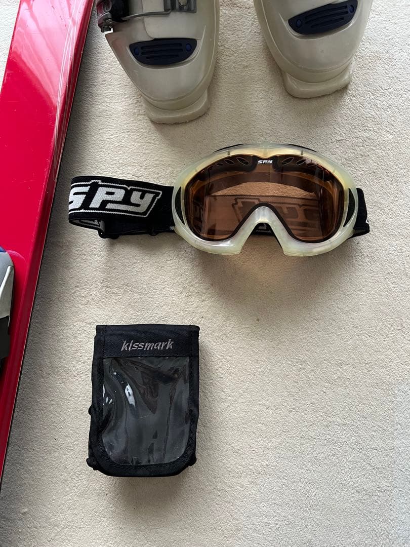 レディース　スキー板・ブーツ・ゴーグル・ストック・ネックウォーマーセット　160