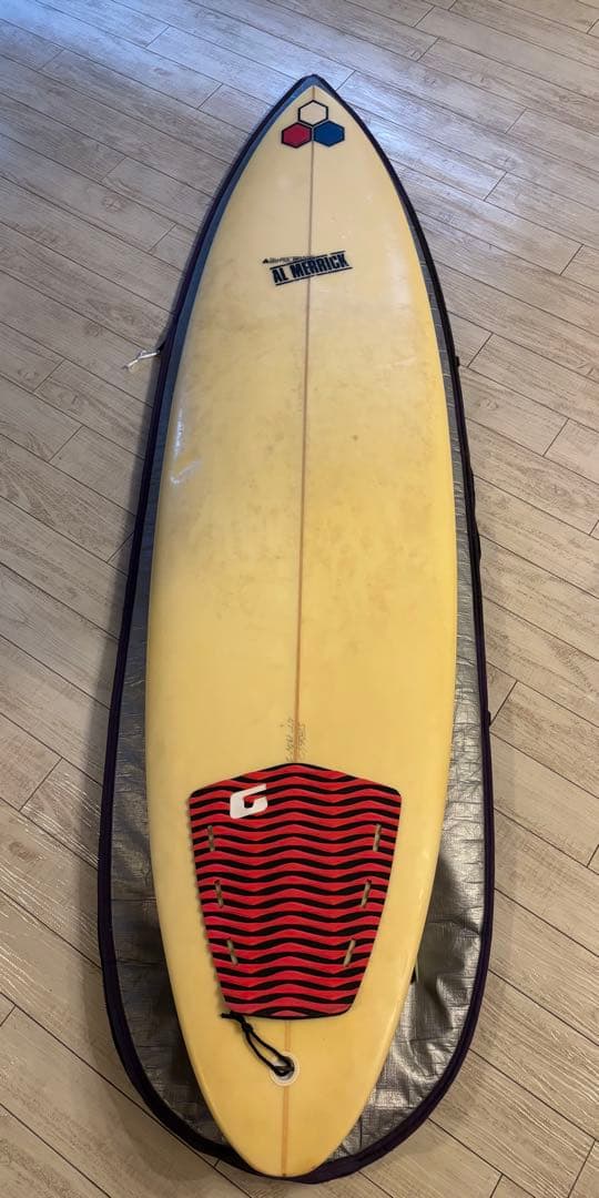 サーフボード ミッドレングス 6.7 ケース付き アルメリック 現地でお渡し