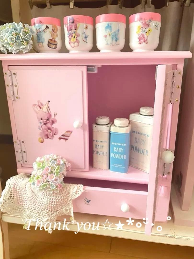 専用です。木製キャビネット小さめピンク＆デカール＆ミルクガラスセット·͜· ♡