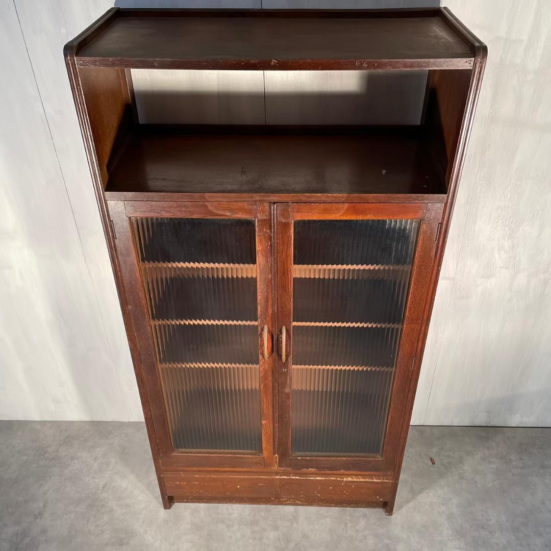 ヴィンテージ ガラスキャビネット モールガラス 本棚 食器棚 古家具 木製