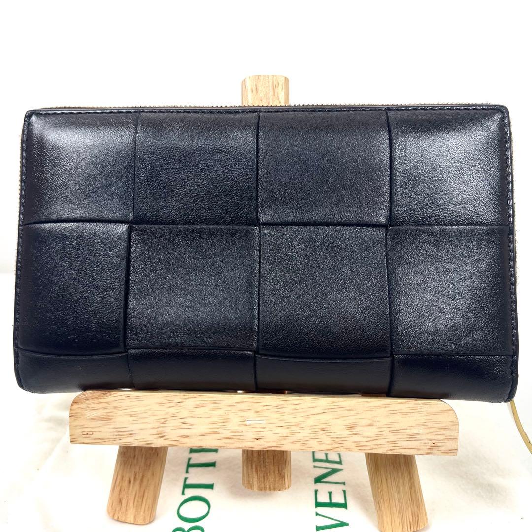 ボッテガヴェネタ　長財布　カセット　ラウンドファスナー　本革　ダークブラウン