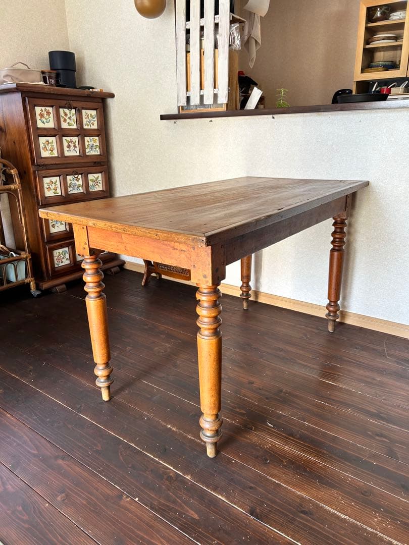 木製ダイニングテーブル ねじり脚 ろくろ脚