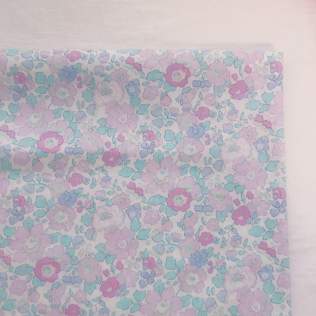 ベッツィフロスティフローラル　入学グッズ　レッスンバッグ