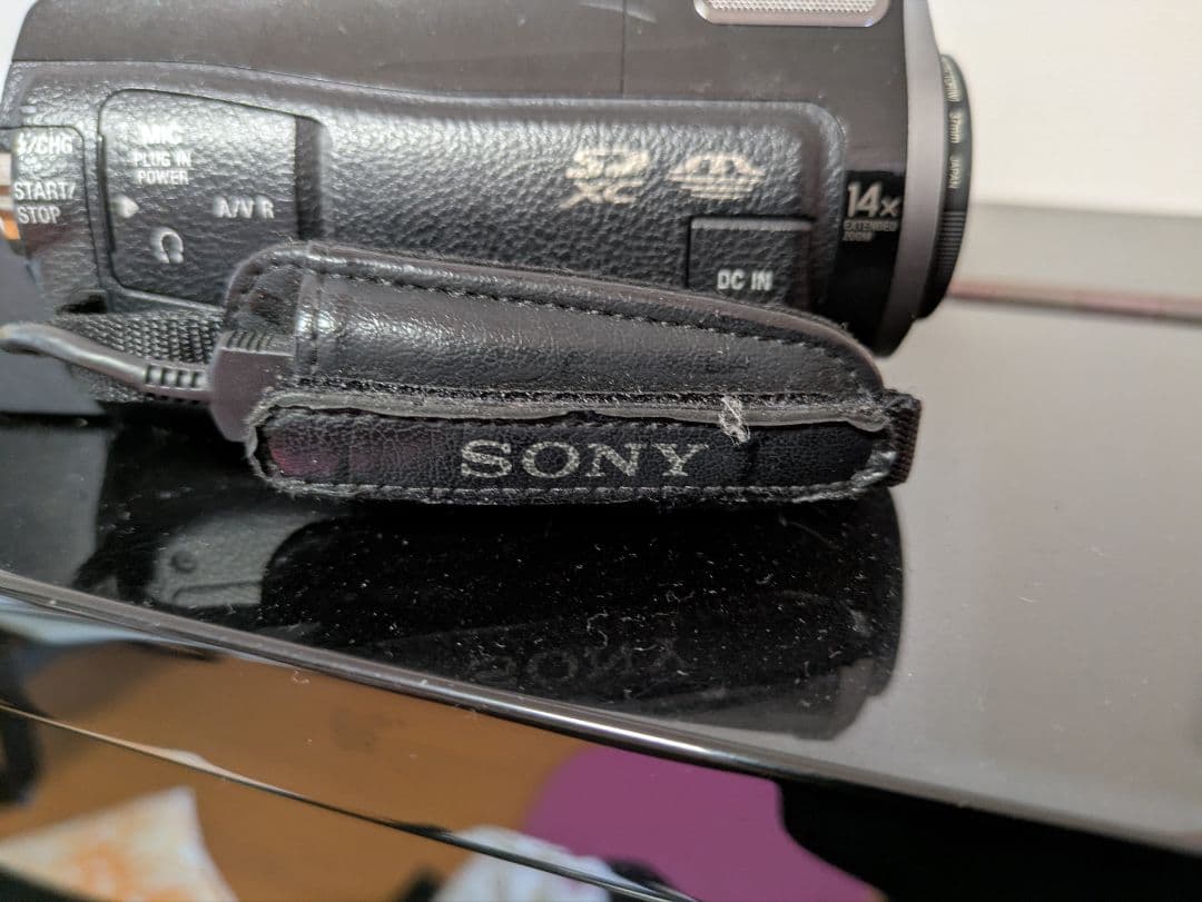 【送料無料】SONY　HDR-CX560 　大容量NP-FV70付き