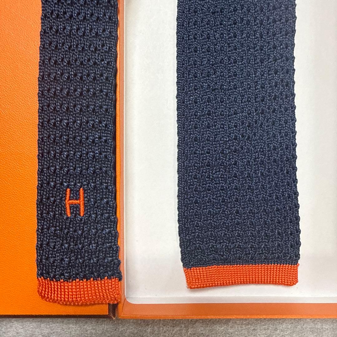 美品　エルメス　ネクタイ　ニットタイ　紺　無地　シルク