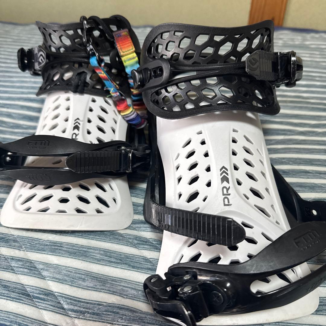 FLUX PR スノーボード ビンディング ホワイト/ブラック