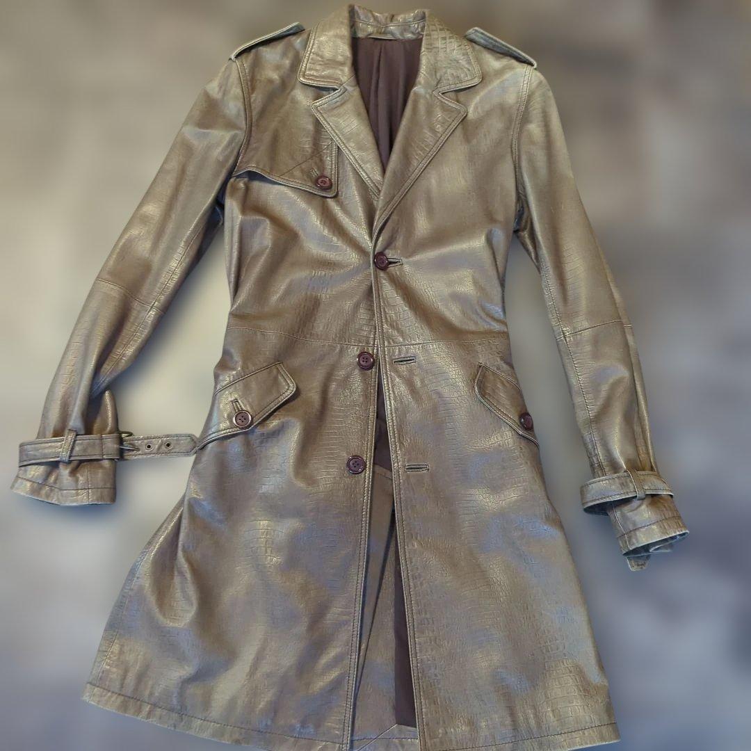 美品ラムレザー 　シングルトレンチコートSLIMFIT　灰色っぽい淡茶　型押　M