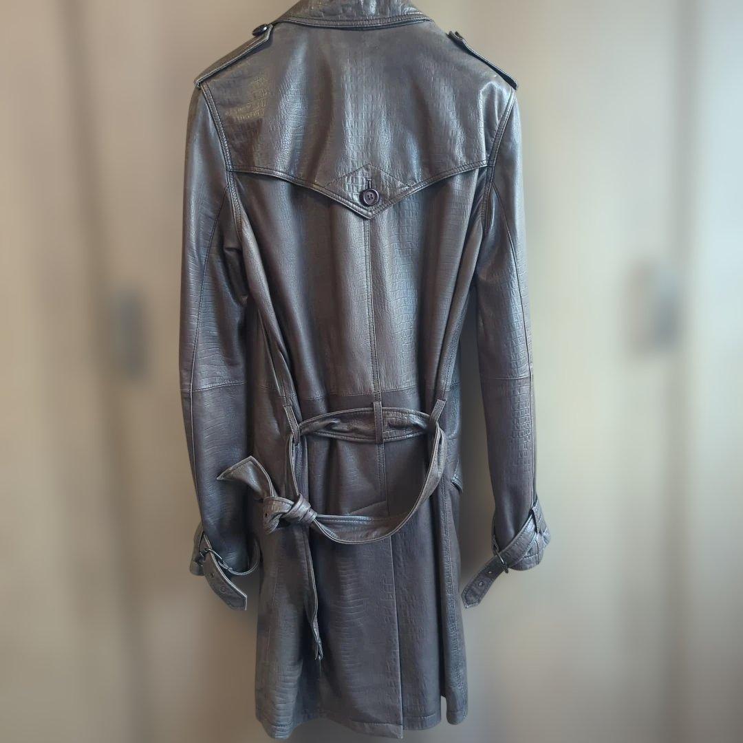 美品ラムレザー 　シングルトレンチコートSLIMFIT　灰色っぽい淡茶　型押　M