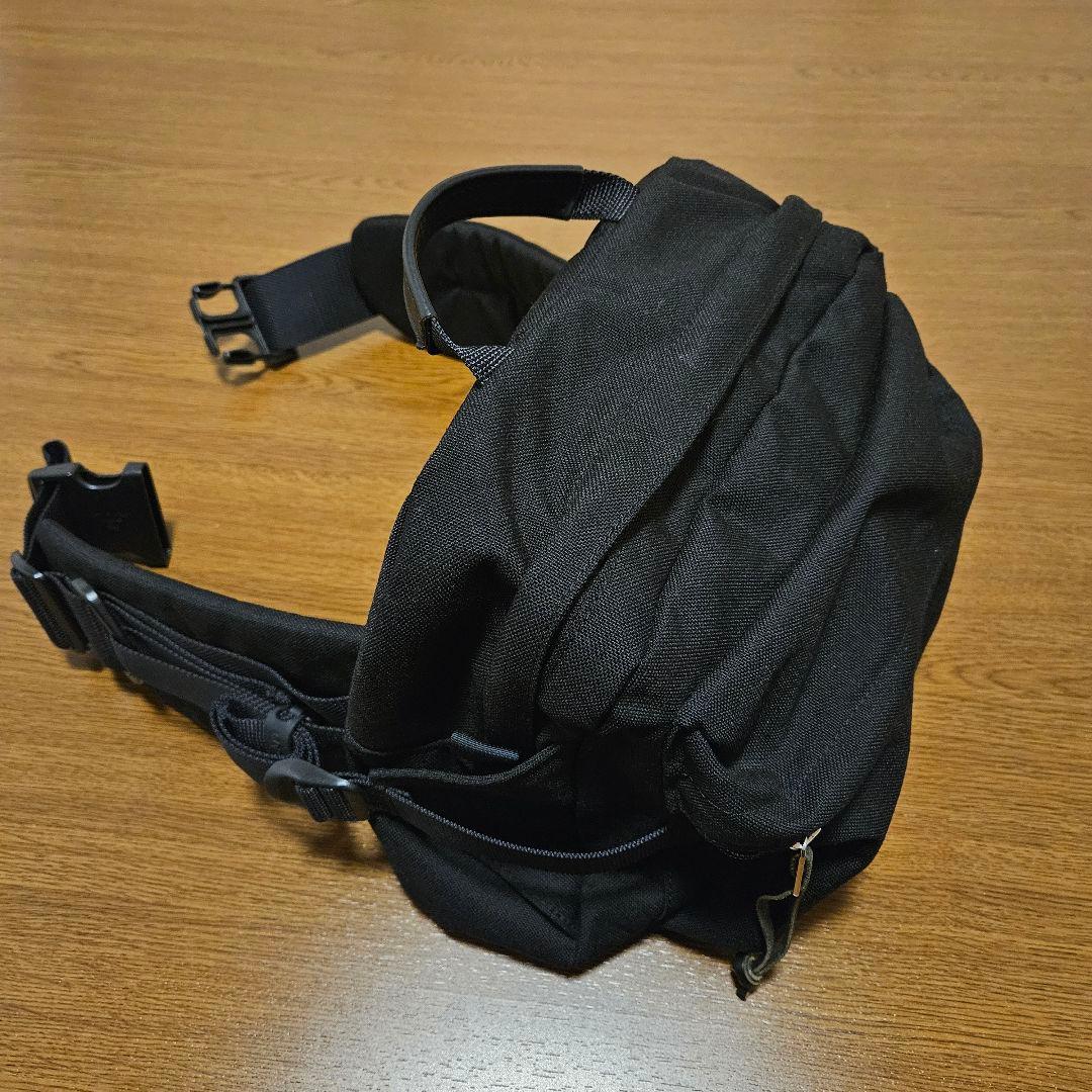 【美品】Aeta WAIST BAG M (NY12) アエタ ウエストバッグ