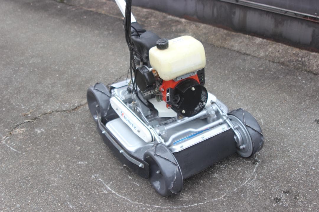 草刈機　オーレック　スパイダーモアー　AZ850B SP850B　爪新品　４WD