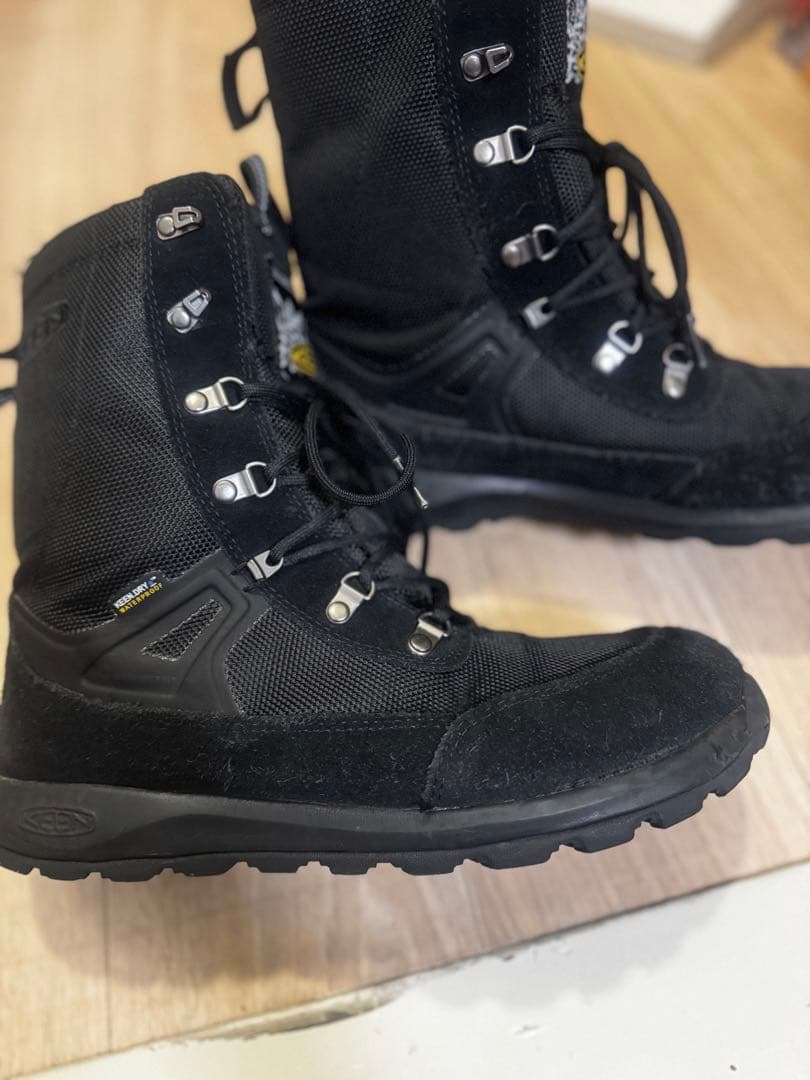 KEEN 防水スノーボードブーツ ブラック