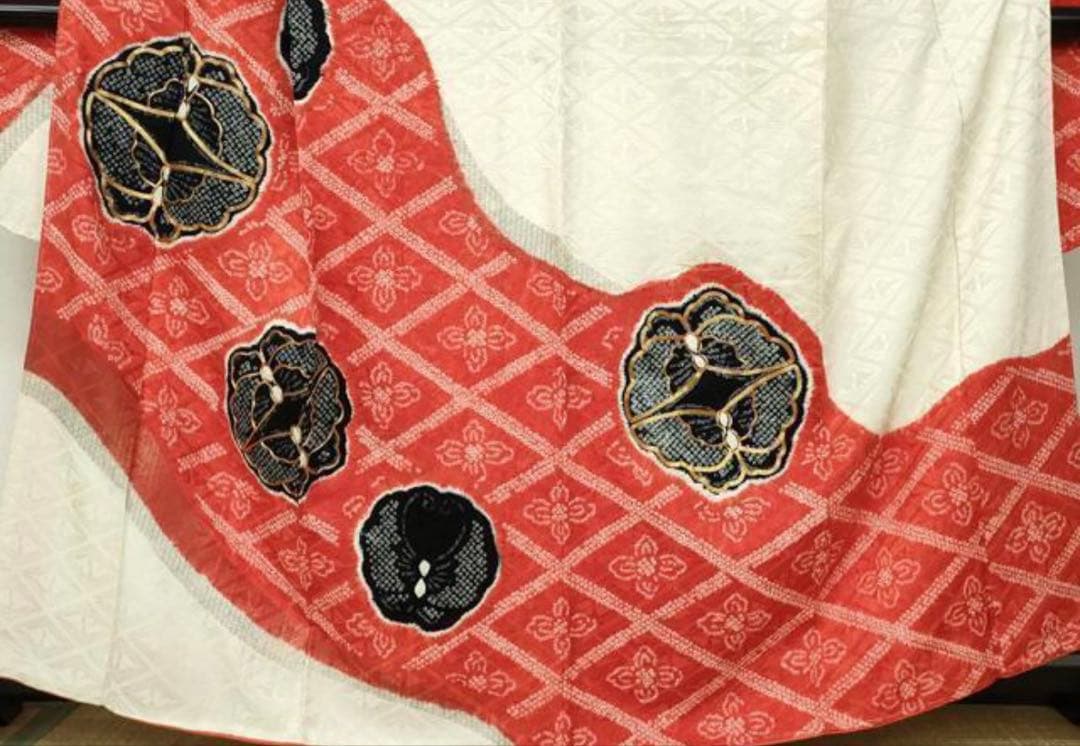 振袖フルセット6点サイズS〜M 駒刺繍　絞り　花蝶文　向かい鶴やまと誂製　正絹