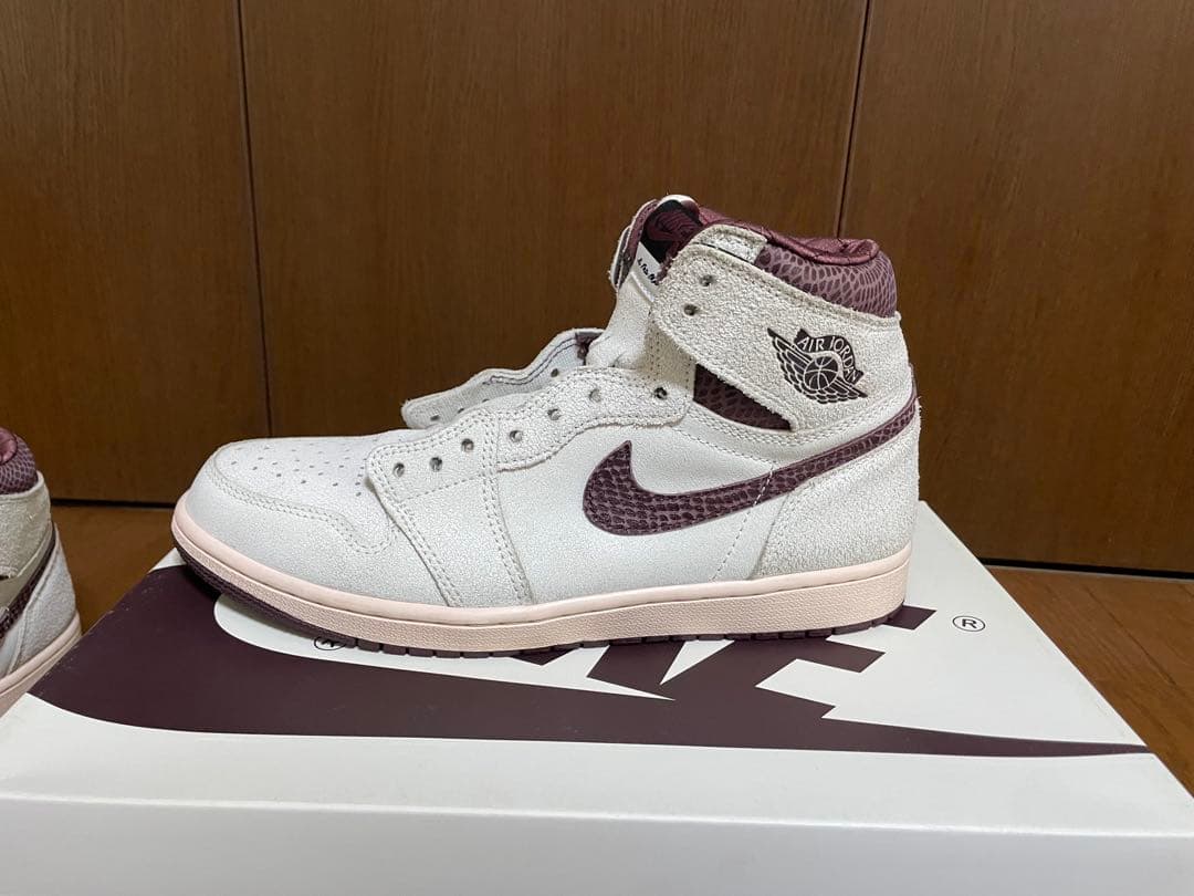 アママニエール　Air Jordan 1 ホワイト/バーガンディ　レトロハイOG