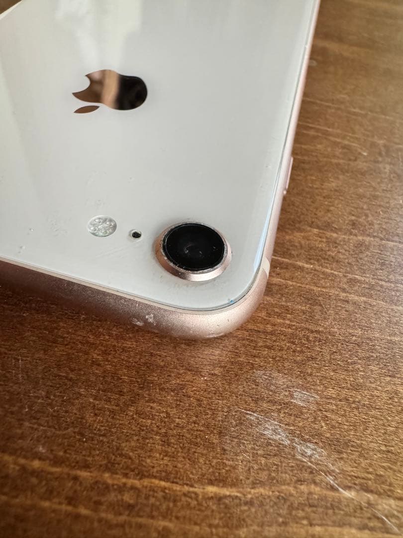 iPhone 8 ゴールド 64GB