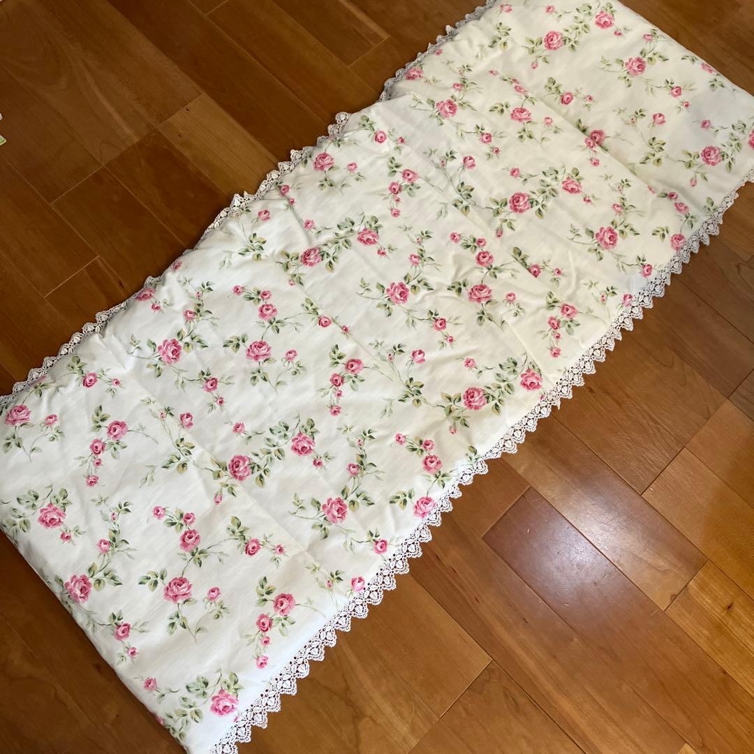 新品未使用 極美品 ローラアシュレイ 長クッション 51×130 激レア品