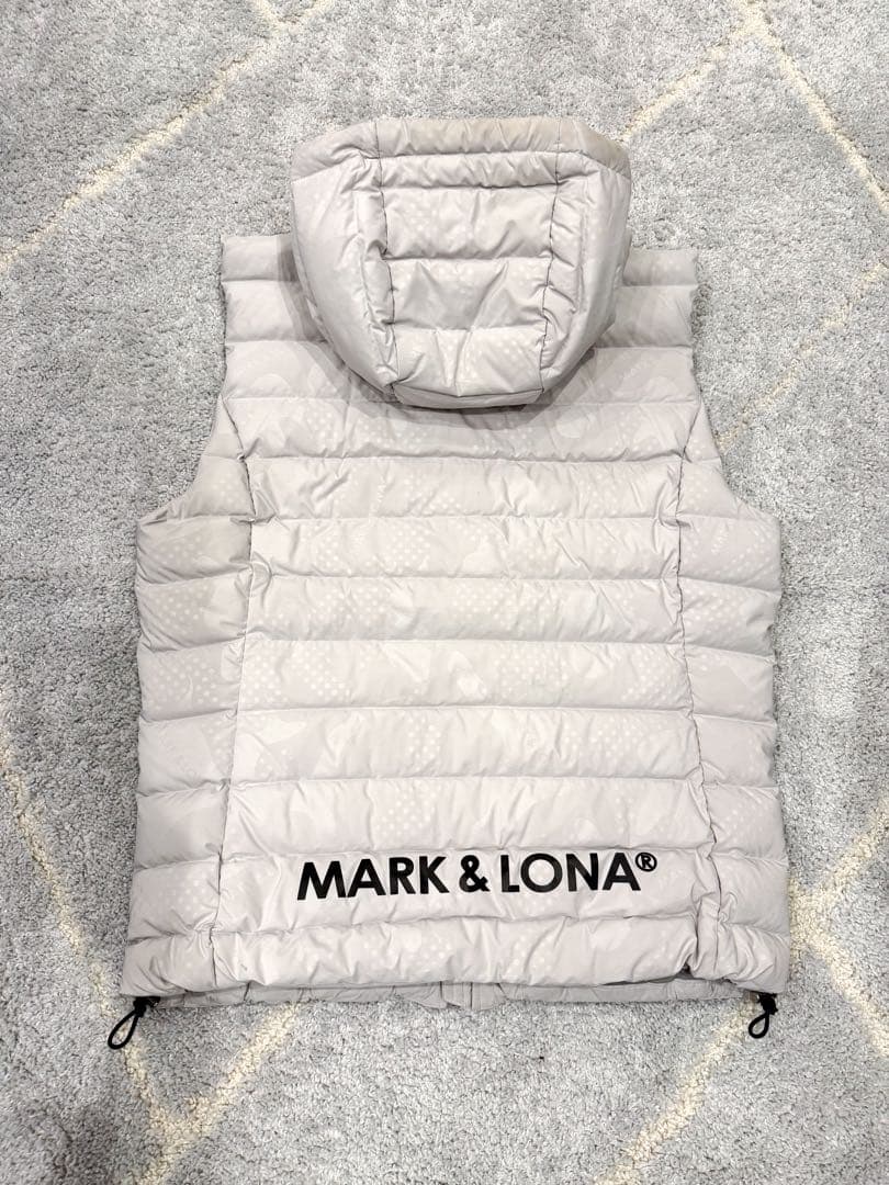 MARK&LONA ダウンベスト