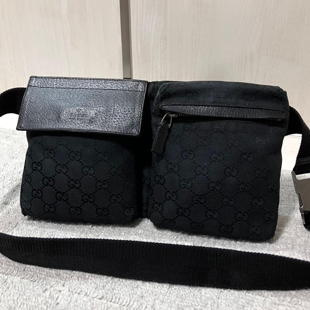 グッチ［ボディバッグ］GGキャンバス　クロスボディ　ショルダーバッグ　ブラック