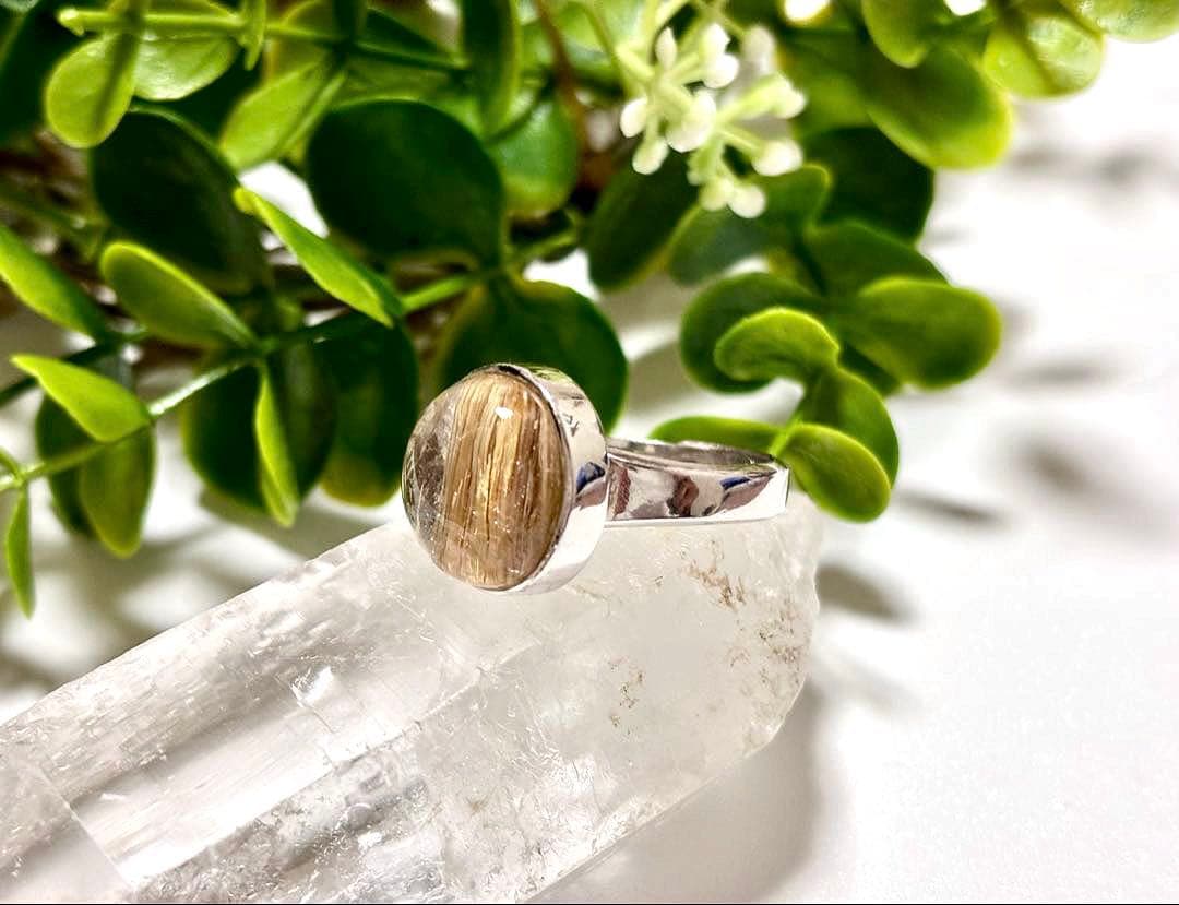 再販不可　夢幻品質　天然石の王者　奇跡のジンタイチンルチルキャッツアイ極上リング