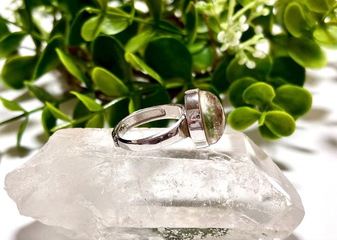 再販不可　夢幻品質　天然石の王者　奇跡のジンタイチンルチルキャッツアイ極上リング