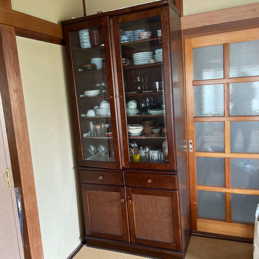 YAMAHA 食器棚　ガラス扉　昭和レトロ ヤマハの家具　ヴィンテージ家具