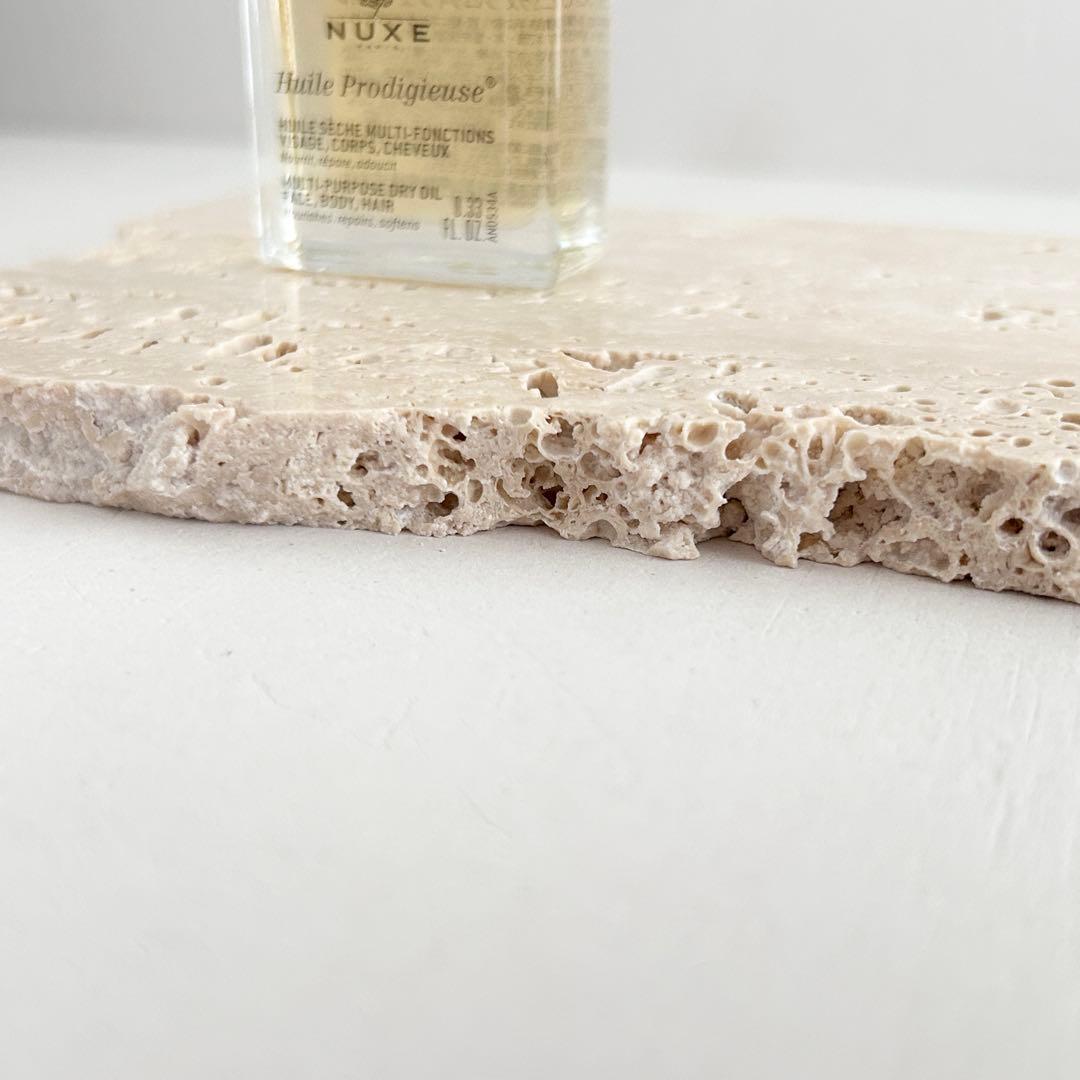 538ロマノトラバーチン（大理石端材プレート）