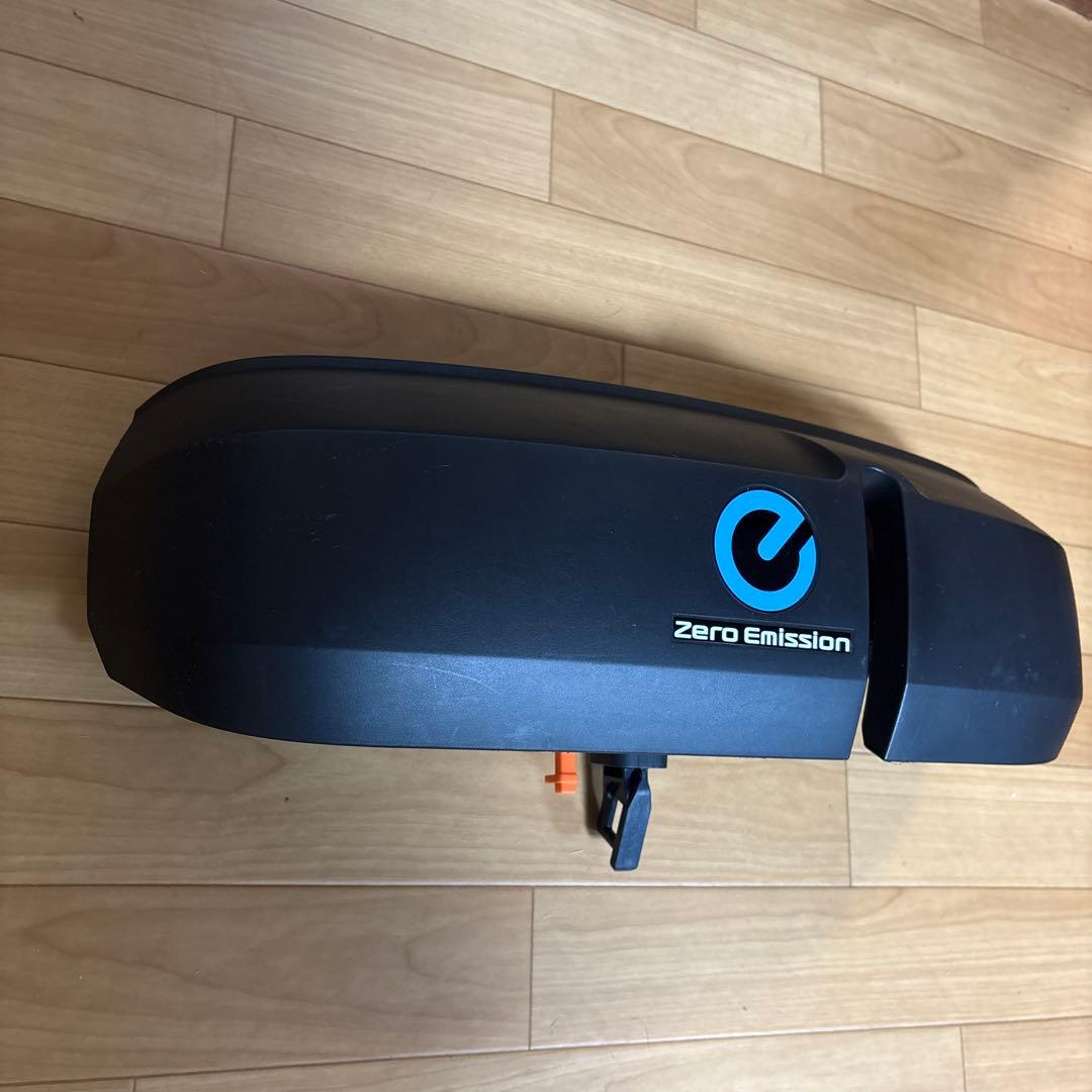 日産リーフZero Emission 充電ポートカバー　取扱説明書・収納袋付き