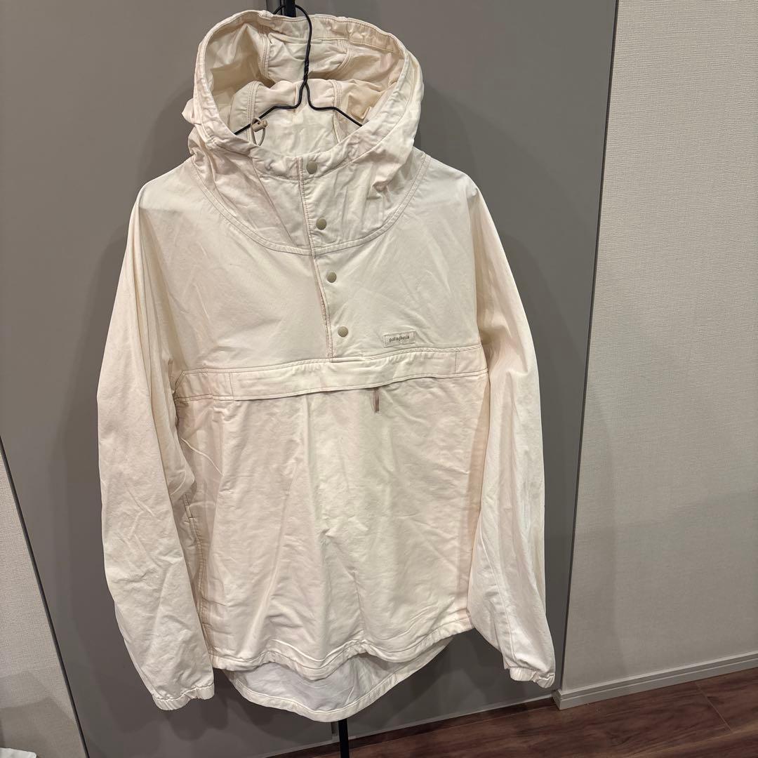 美品パタゴニア ファンホッガーズアノラック　2024SS Lサイズ