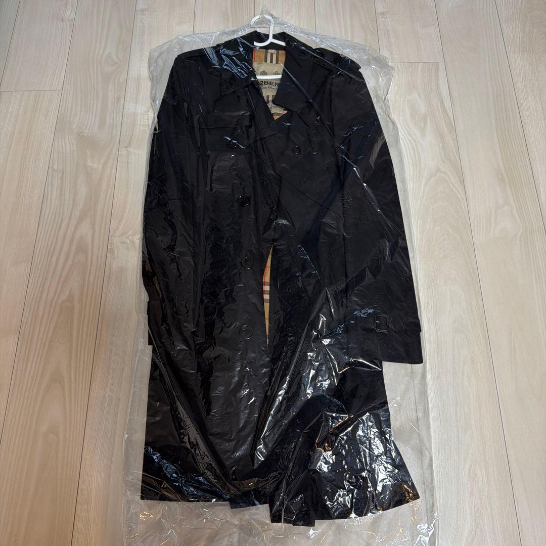 BURBERRY ブラック トレンチコート