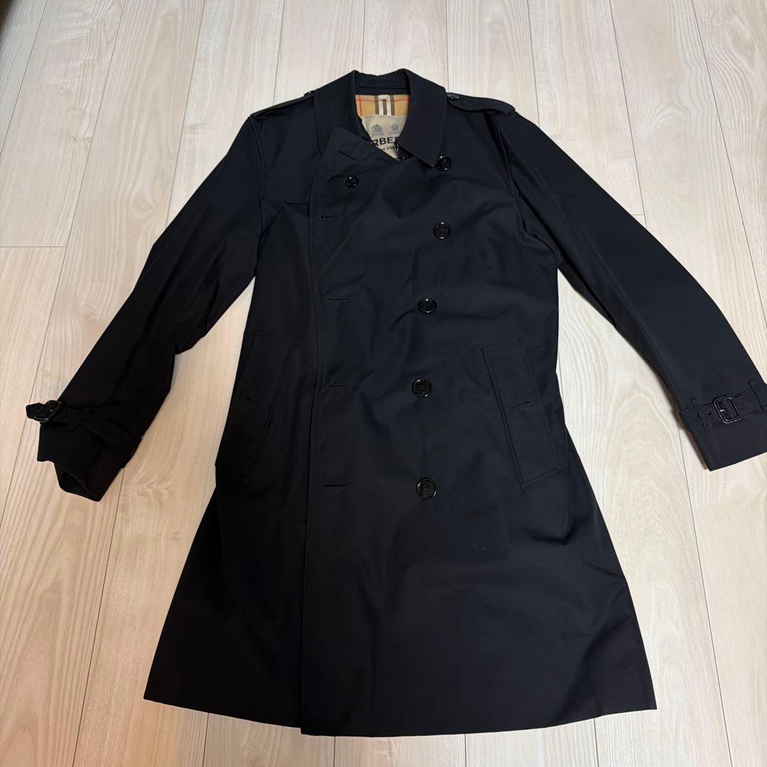 BURBERRY ブラック トレンチコート