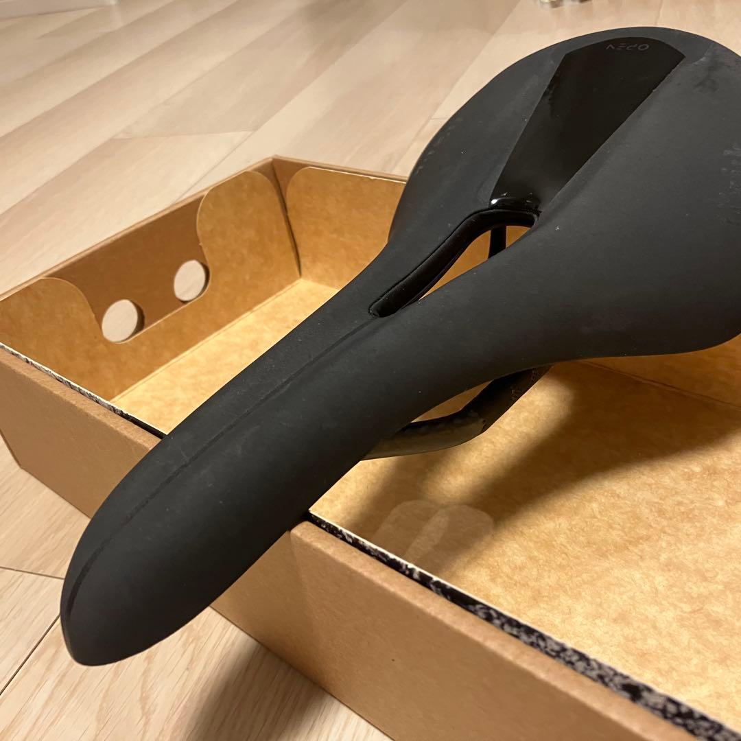 fi'zi:k ALIANTE R1 OPEN カーボンレール フィジーク