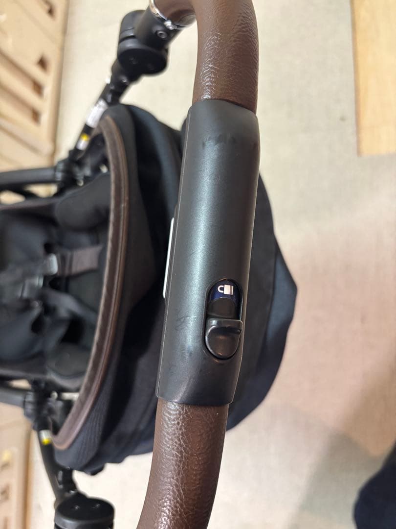 アップリカ ラクーナクッションフリープラス AC ブラック　2023年