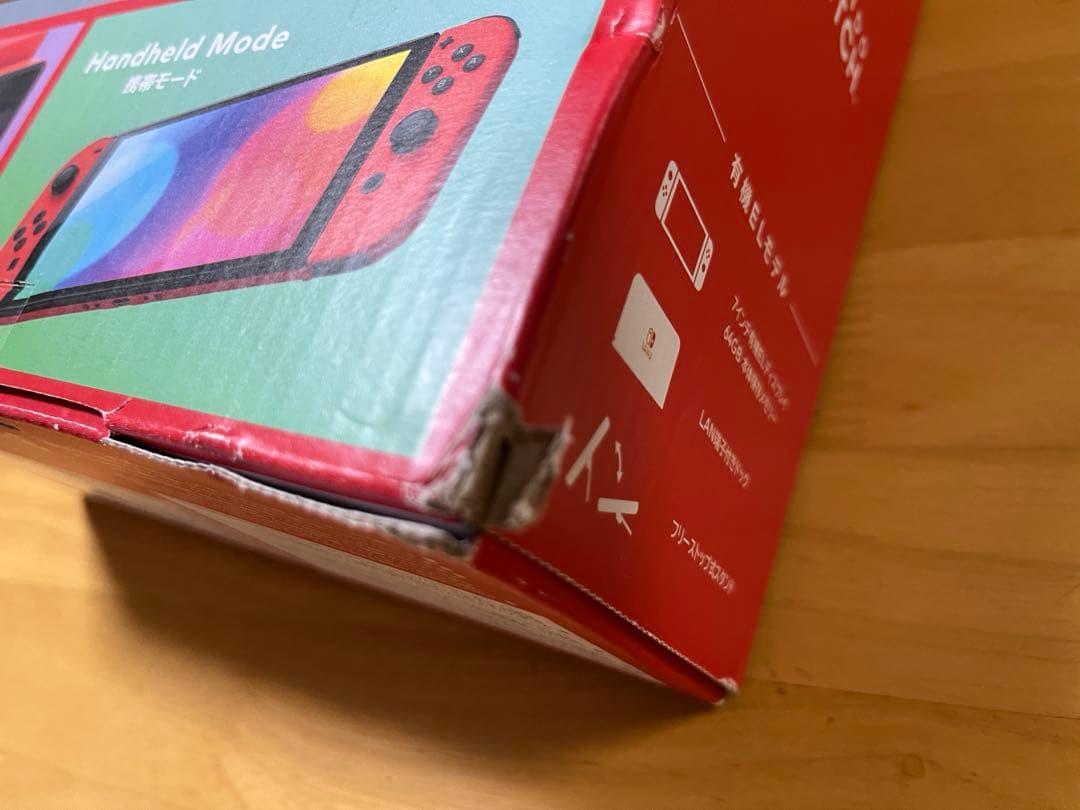 Nintendo Switch マリオレッド 美品