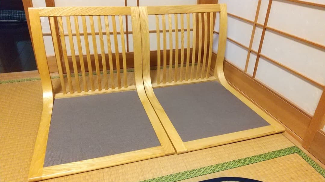 座椅子（HIKARI）　1脚　曲木