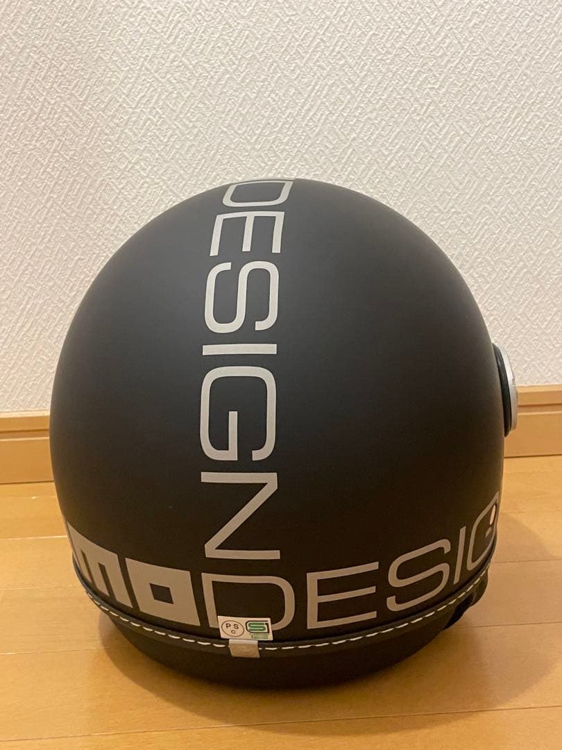 美品！MOMO DESIGN フルフェイスヘルメット マットブラック