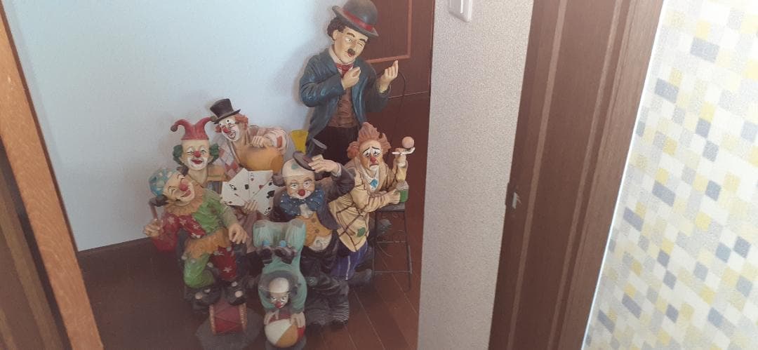 アンティークピエロ　置き物　陶器