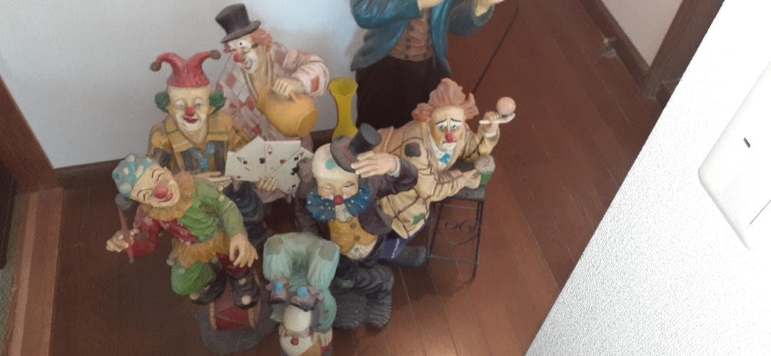 アンティークピエロ　置き物　陶器