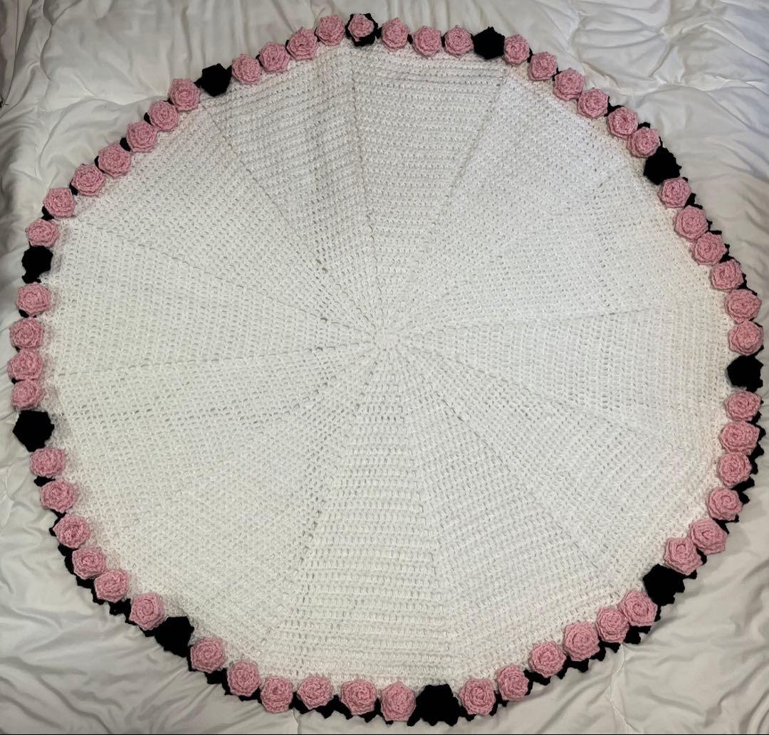 ハンドメイド　花束ブランケット　直径120cm 薔薇約60本　リボン付き