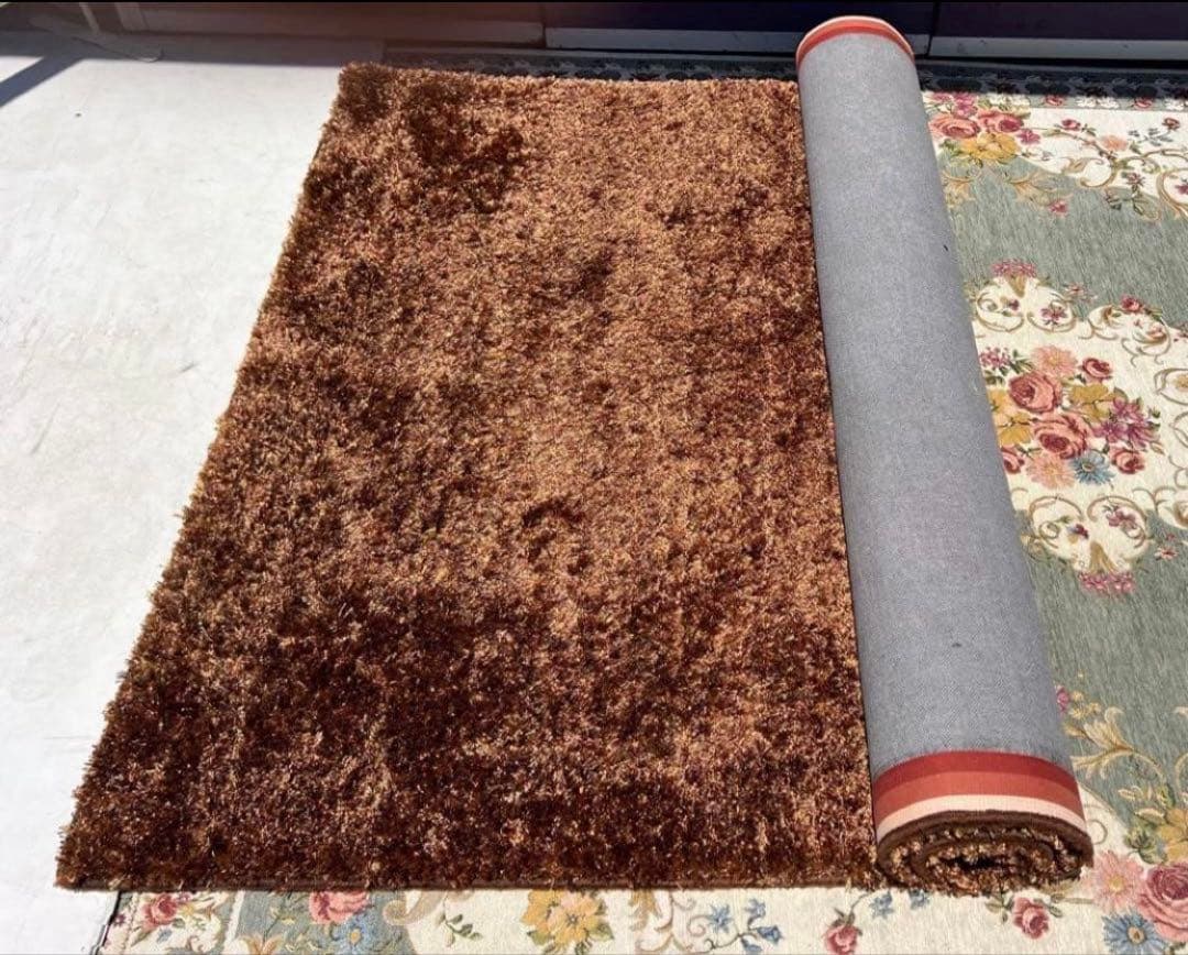 ダークブラウンクリーム色ソファセット Aromania+ ブラウン フワフワラグ