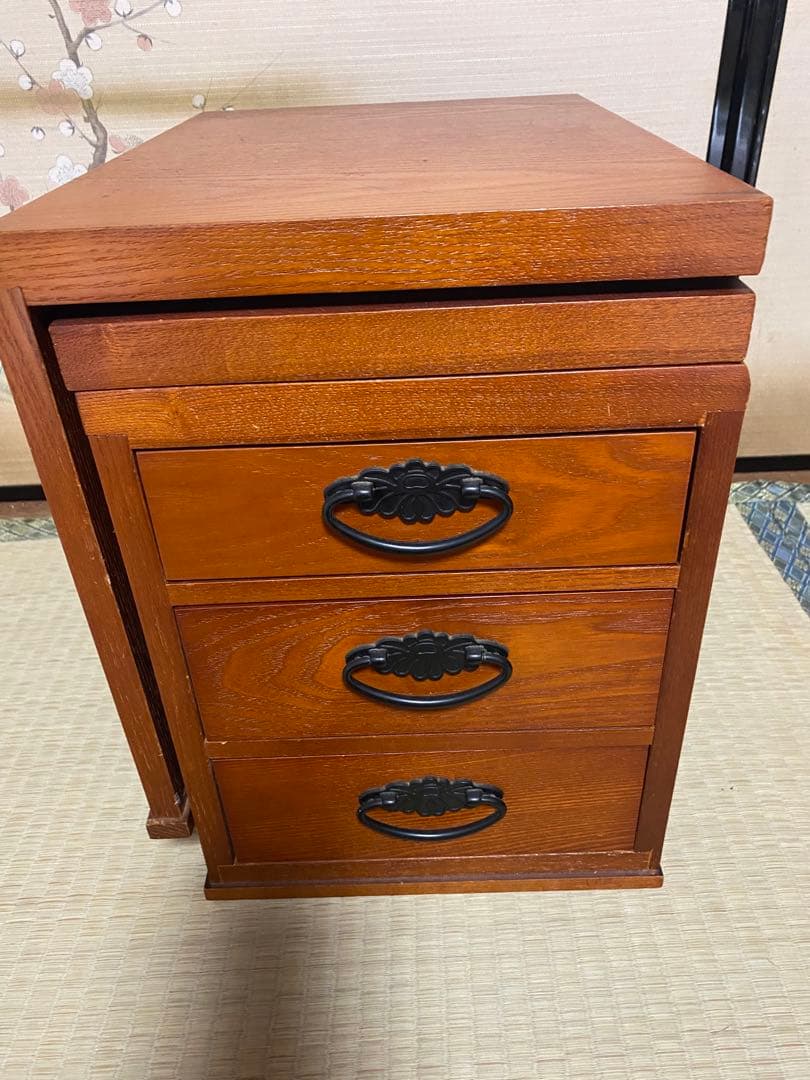 レトロな折りたたみ式文机