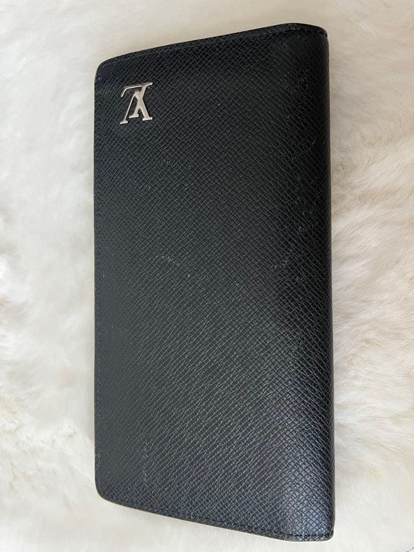 ルイヴィトン ポルトフォイユ・ブラザ タイガ 長財布 箱付き