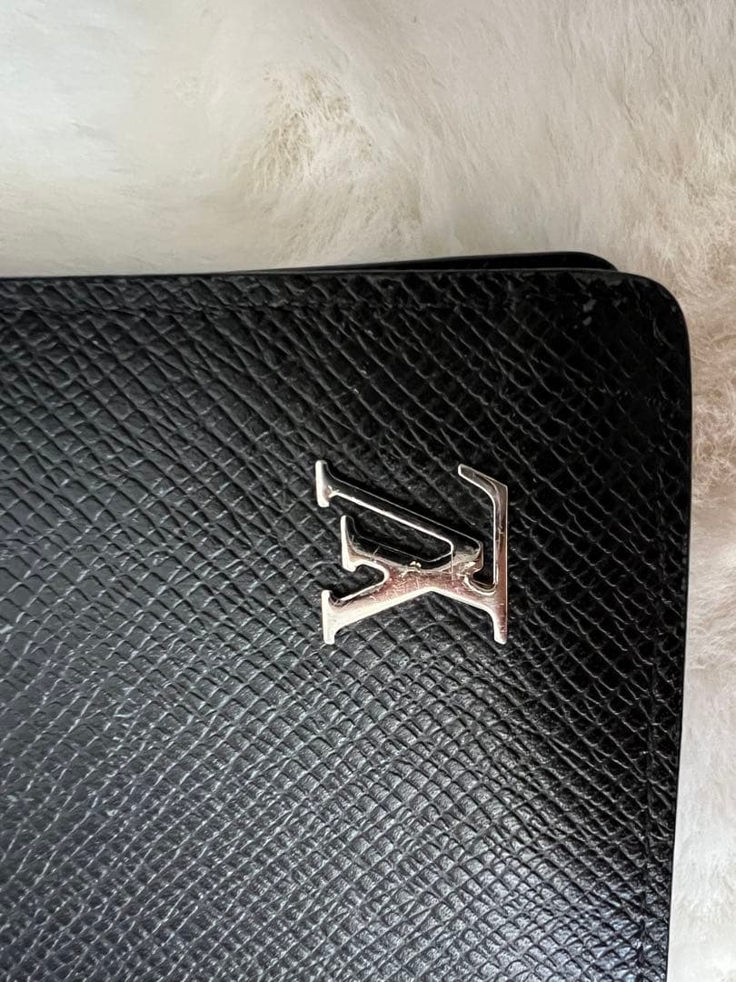 ルイヴィトン ポルトフォイユ・ブラザ タイガ 長財布 箱付き