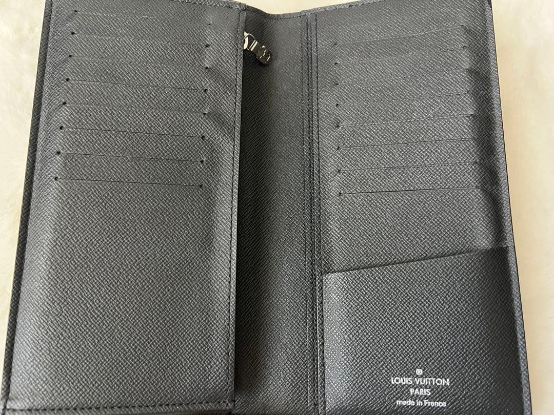 ルイヴィトン ポルトフォイユ・ブラザ タイガ 長財布 箱付き