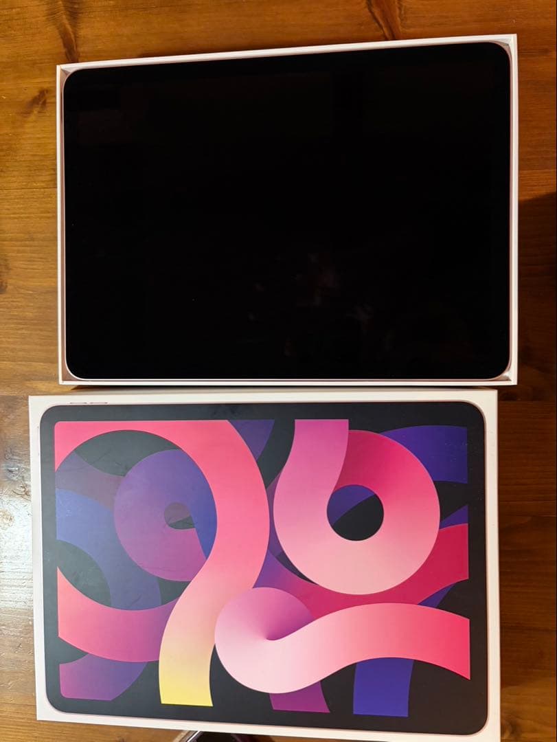 カルシファー iPad Air gen 4 ピンク (wifi)